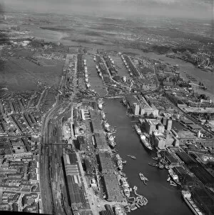 Harbour Collection: Royal Docks Silvertown EAW182493