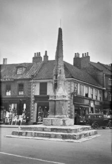Images Dated 18th May 2022: Selby Market Cross a81_00688