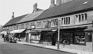 Images Dated 3rd February 2017: Shopping in Sherborne 1939 BB056810