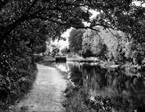 Inland boating Collection: Sonning Lock CC97_02855