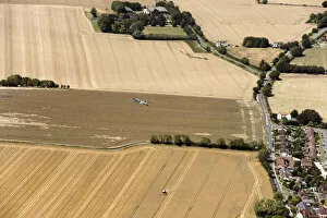 Images Dated 1st June 2022: Spitfire in flight 33889_058