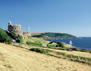 Pendennis and St Mawes Castles Collection: St Mawes Castle J870402