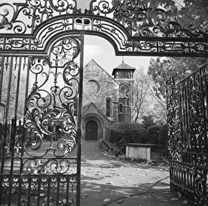 Gate Collection: St Pancras Old Church AA062364