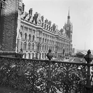 Railway Collection: St. Pancras Station a062329