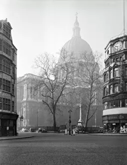 Margaret Harker Collection (1940s-1960s) Collection: St Pauls Cathedral HKR01_04_155