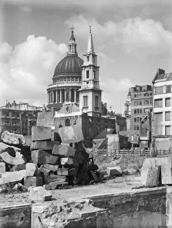 Loss And Collection: St Pauls CXP01_01_084
