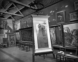 Images Dated 24th September 2009: Studio of Edward Burne-Jones DD54_00139