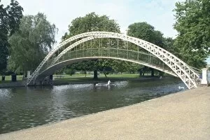 Inland waterways Collection: Suspension Bridge
