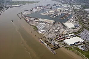 Images Dated 24th September 2021: Tilbury Docks 33643_004
