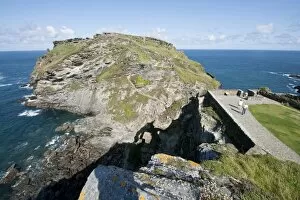 Cliff Collection: Tintagel Castle N090582