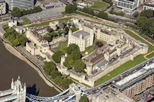 Images Dated 9th August 2022: Tower of London 35100_030