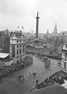 Coronation procession 1953 Collection: Trafalgar Square P_C00424_002