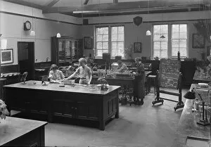 1930s Collection: Training biology teachers WSA01_01_E01