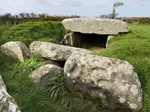 Burial Collection: Tregiffian Burial Chamber N071864