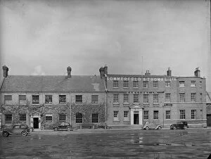 Images Dated 24th June 2021: Tuesday Market Place Kings Lynn, 1942 a42_03871