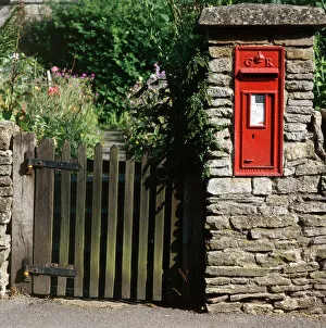 Gate Collection: Upper Slaughter, Gloucestershire K991565
