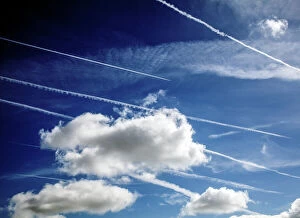 Climate and weather Collection: Vapour trails DP174047
