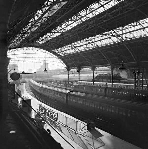 Train Collection: Victoria Station a061841