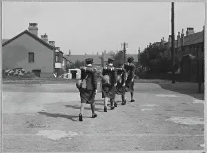 Second World War Prints: WAAF (Women's Auxiliary Air Force) trainees on fire picquet duty chp01_07_01_092