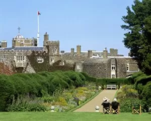 Visitor Collection: Walmer Castle and Gardens K040177