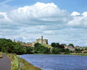 River Collection: Warkworth Castle K040292