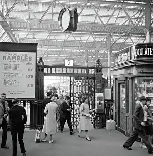 : Waterloo Station aa064039