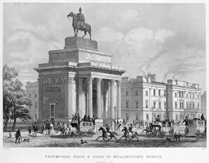 Images Dated 8th September 2011: Wellington Arch and Apsley House N110231