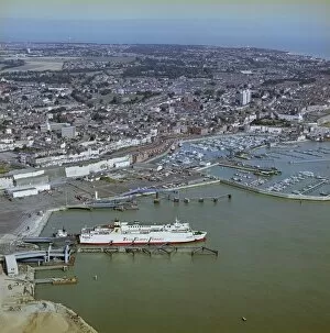 England's Maritime Heritage from the Air Collection: Western Ferry Terminal, Ramsgate EAW696658