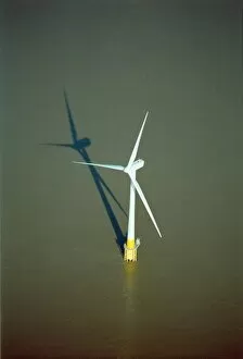 Images Dated 15th January 2008: Wind turbine N040042
