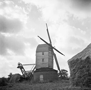 Images Dated 17th September 2009: Windmill, Suffolk a98_07336