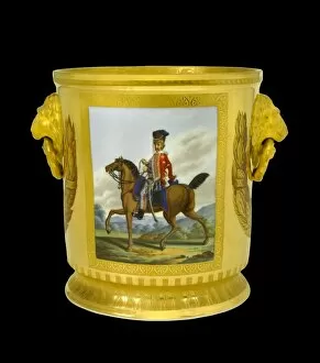 German Collection: Wine cooler depicting a Hanoverian Hussar N081110