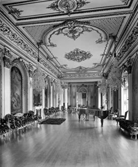 Images Dated 23rd July 2009: Witley Court Music Room c. 1920 BL25088