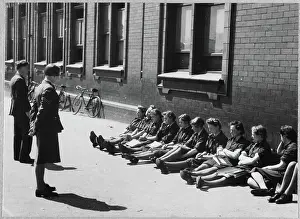 Second World War Prints: Women's Auxiliary Air Force (WAAF) trainees receiving an open air lecture chp01_07_01_057