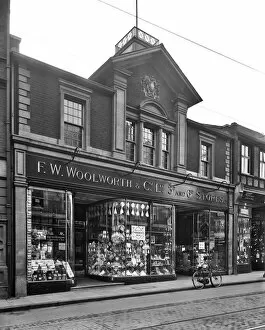Shop Collection: Woolworths, Kingston-upon-Thames BL25186