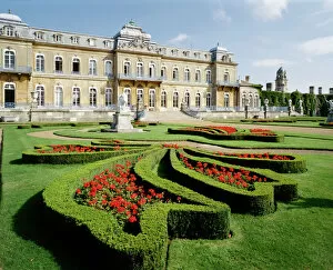 Formal Gardens Collection: Wrest Park House and Gardens K022101